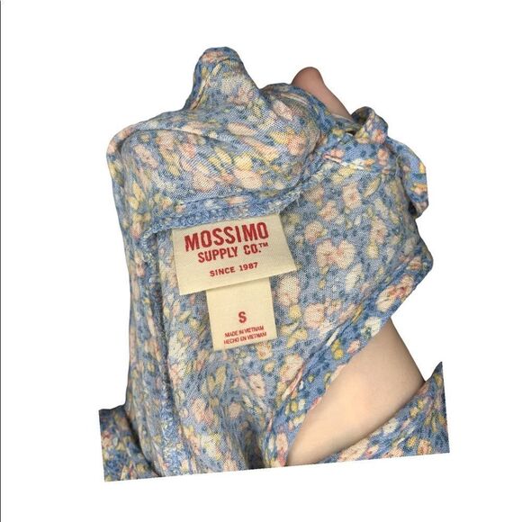 Flowy Floral Tank - Picture 4 of 5